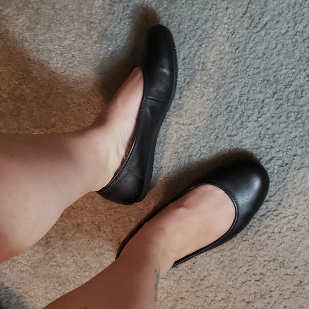 Taos -black flats